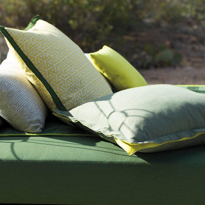 How to Measure Outdoor Lounge Chairs - My Backyard Decor